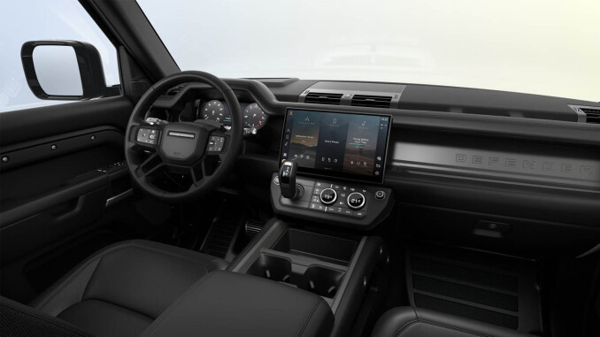 Land Rover Defender 5.0 P525 V8 90 3dr Auto Petrol Estate - Image 4